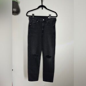 American Eagle strigid mom jean super hi rise jeans